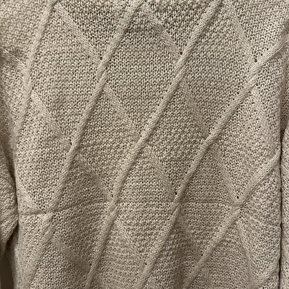 NWT Pink Rose Sweater - Small - Picture 9 of 9